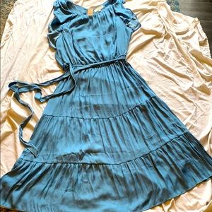 Beautiful blue midi dress